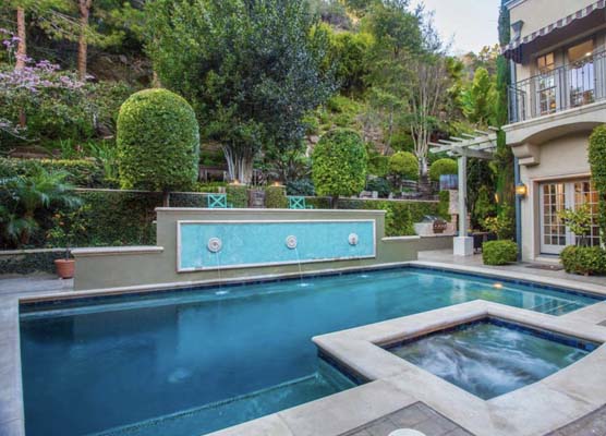 1454 Benedict Canyon