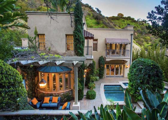 1454 Benedict Canyon