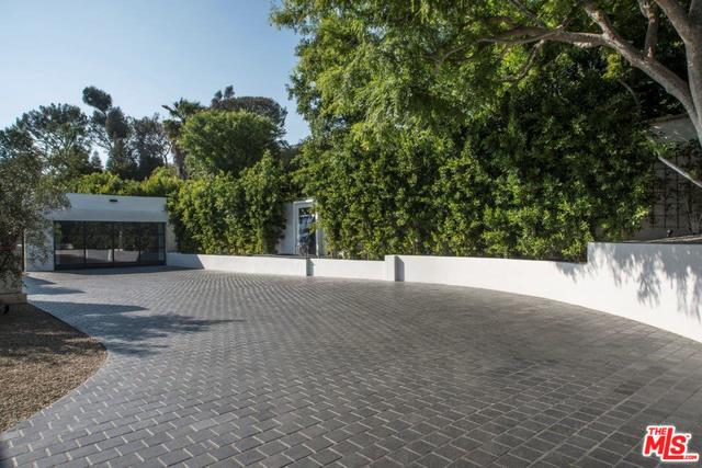 1251 Tower Grove Drive