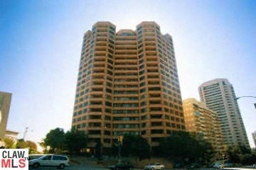 10430 Wilshire Bl 1704