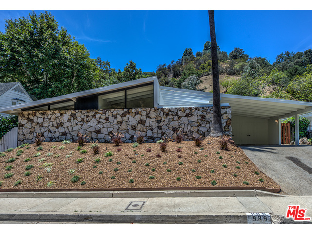939 Roscomare Rd