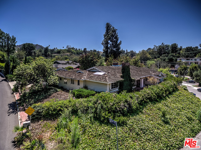 16658 Adlon Rd