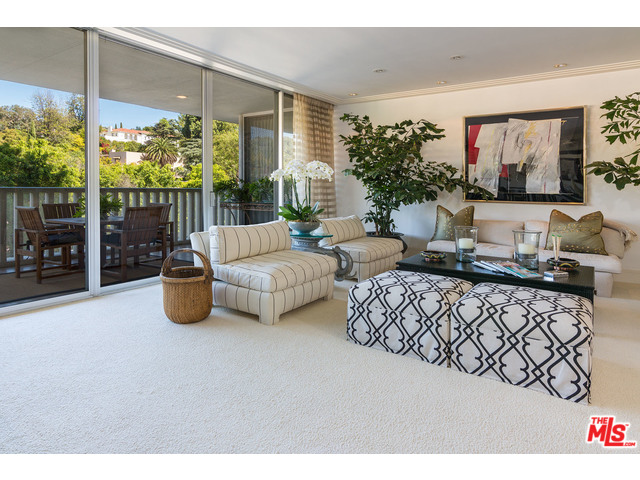 9255 Doheny Rd 703