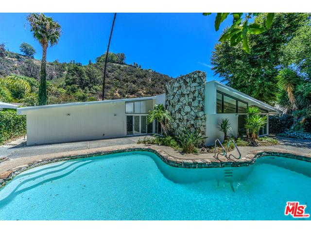 939 Roscomare Rd