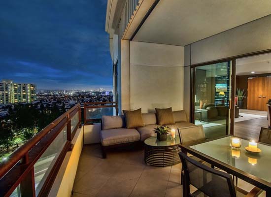 1 West Century Drive 10C