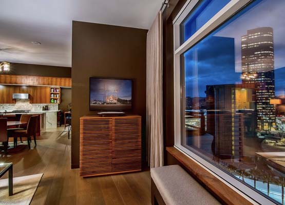 1 West Century Drive 10C