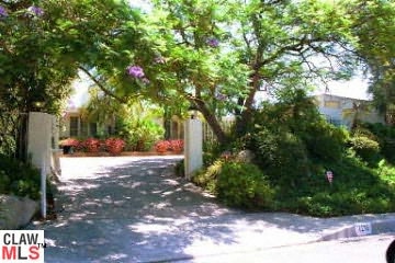 1210 Casiano Rd