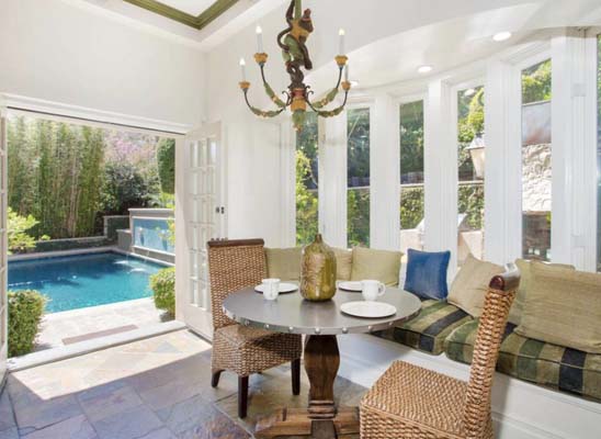 1454 Benedict Canyon