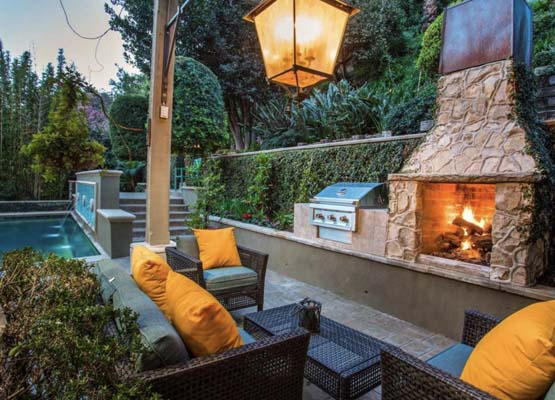 1454 Benedict Canyon
