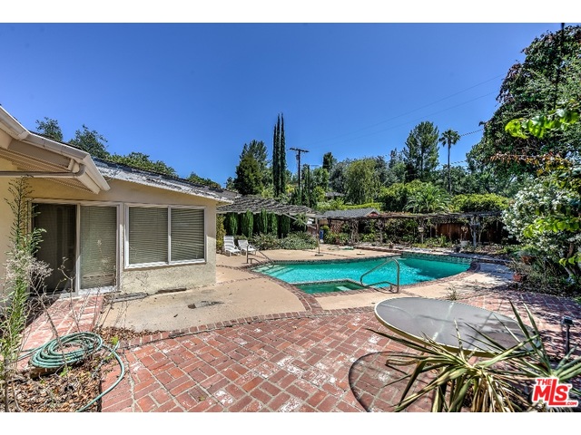 16658 Adlon Rd