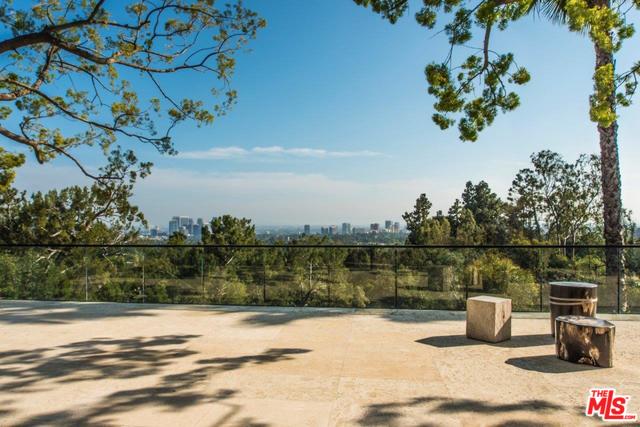 1251 Tower Grove Drive
