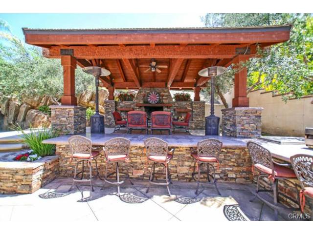 26012 Horseshoe Cr