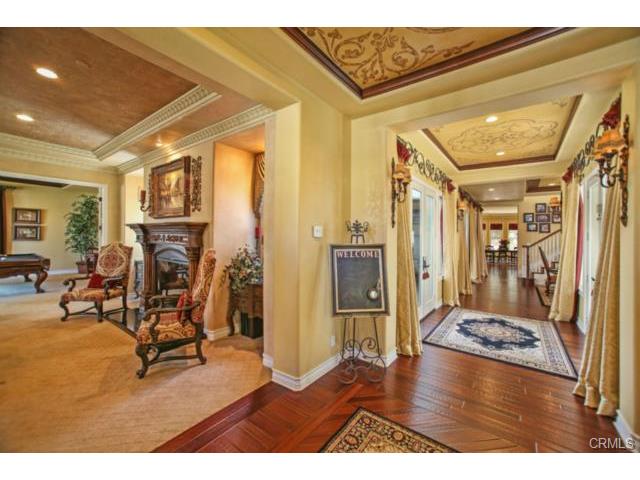 26012 Horseshoe Cr