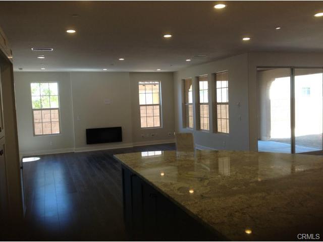 71 Gainsboro