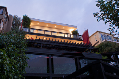 2300 Ronda Vista Drive