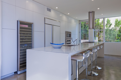 2955 Swan Place