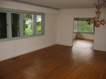 5527 Green Oak Drive