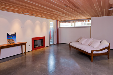 836 Beach Drive