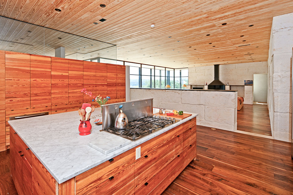 1228 Travis Bluff Way