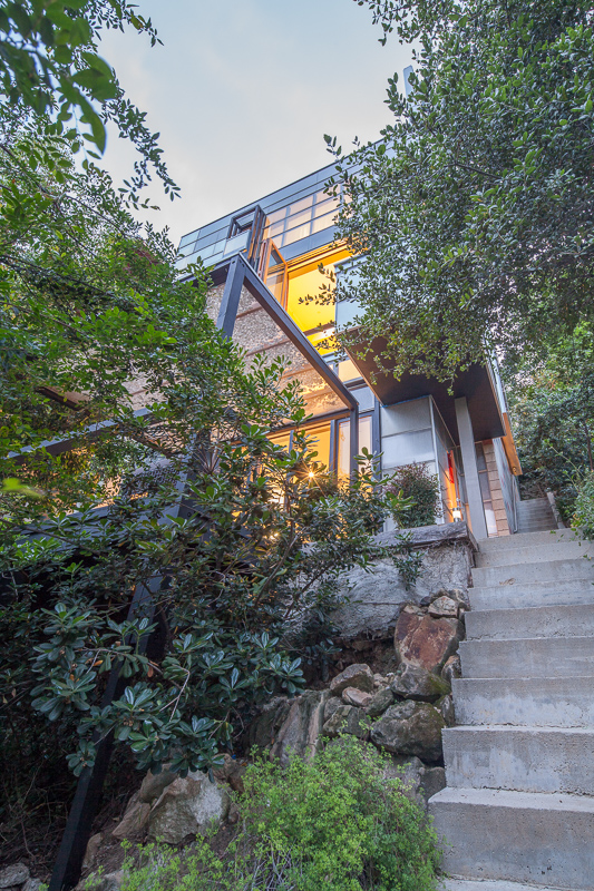2358 Silver Ridge