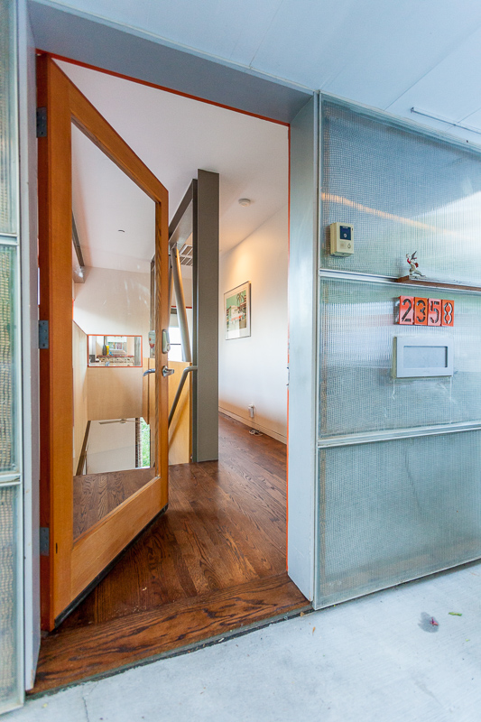 2358 Silver Ridge