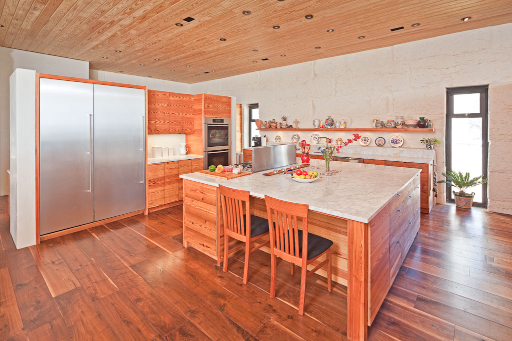 1228 Travis Bluff Way