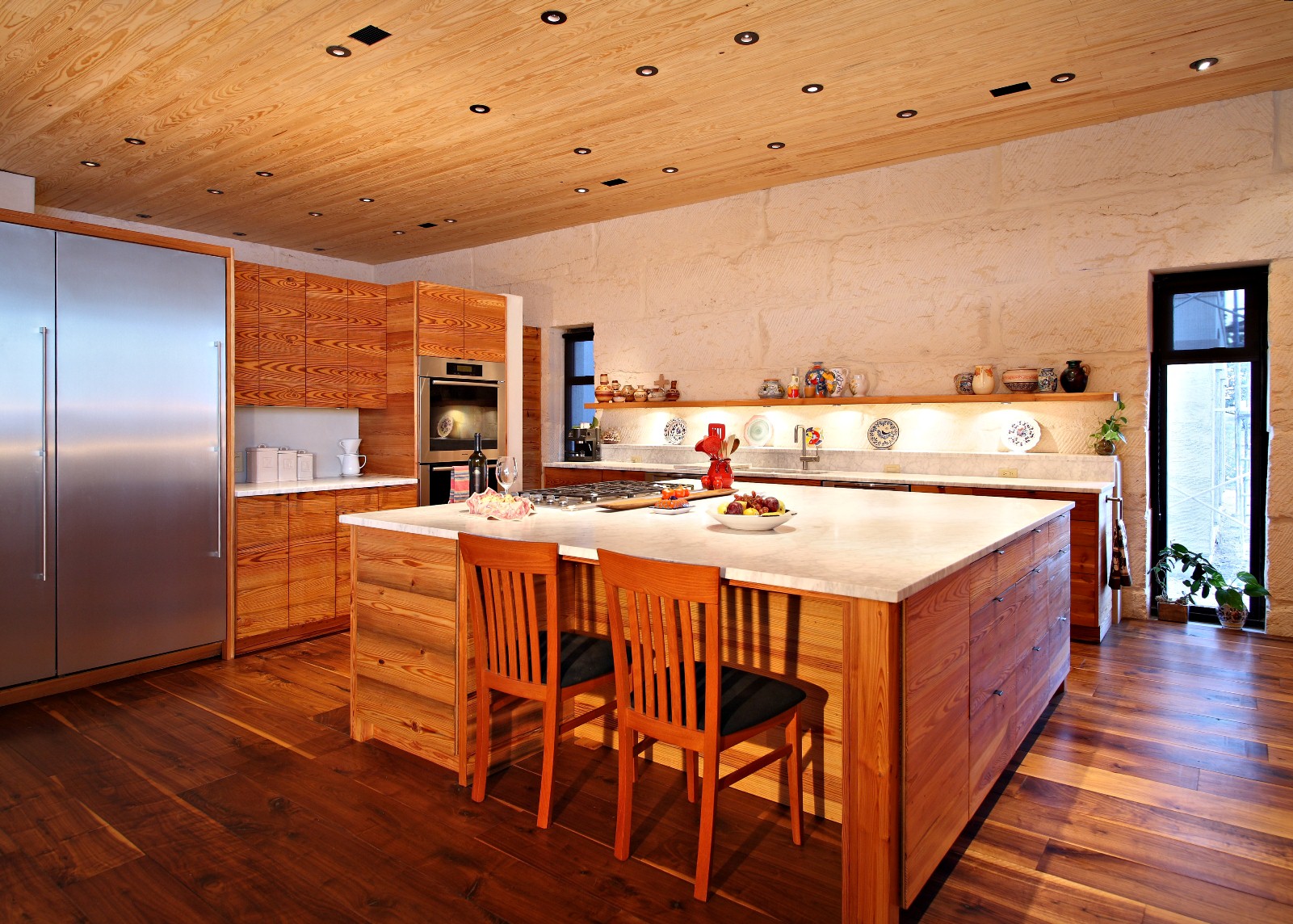 1228 Travis Bluff Way