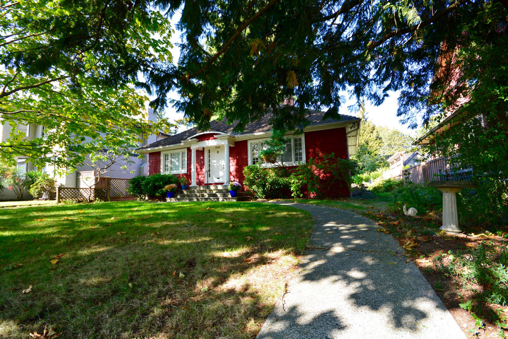 3865 W. 37TH AVENUE
