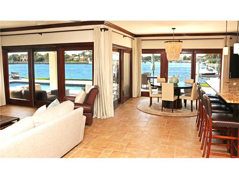 3110 Bayshore Blvd NE
