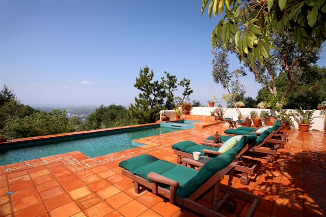 12899 Mulholland Drive