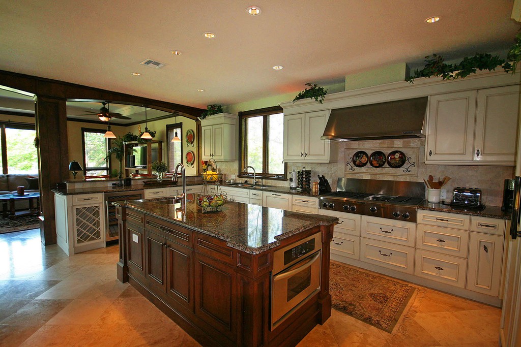 Stunning Home on the Canal in Fortune Bay!
