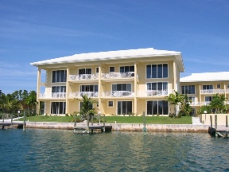 Beautiful Development in Bahamia
