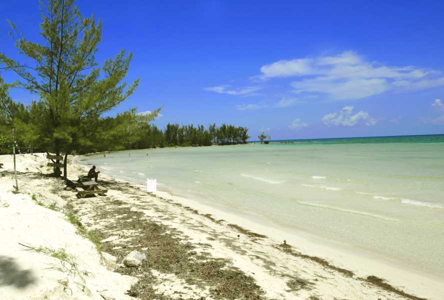 EIGHT ACRES FREEPORT LUCAYA