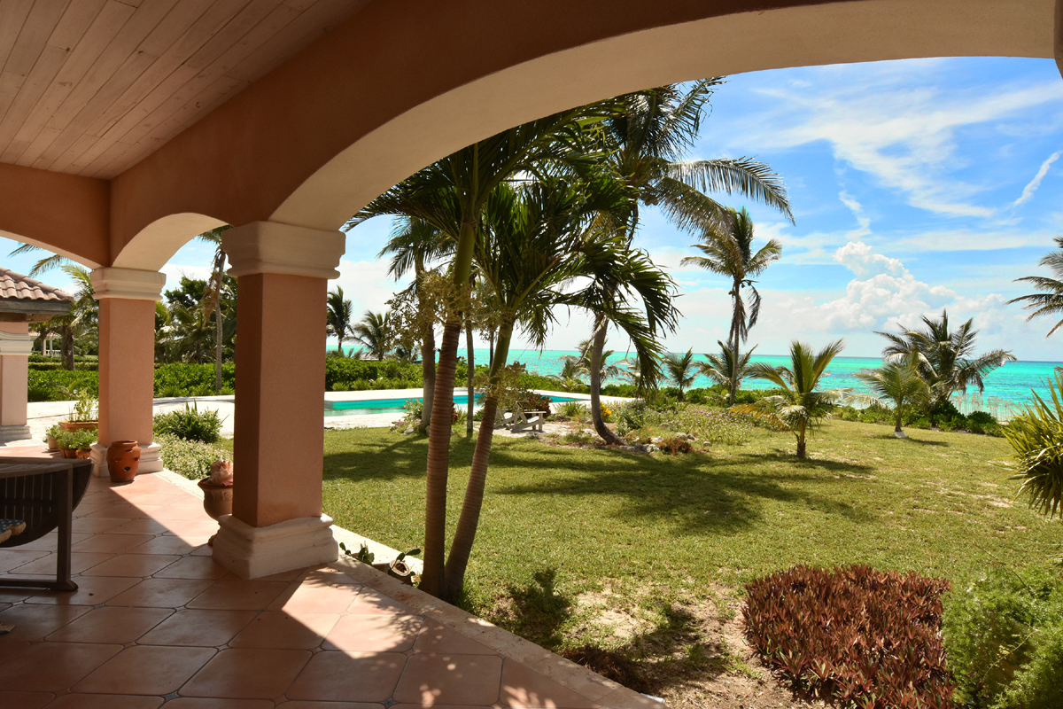 BEACHFRONT ESTATE