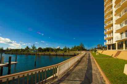 XANADU BEACH HOTEL