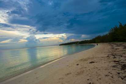 XANADU BEACH HOTEL