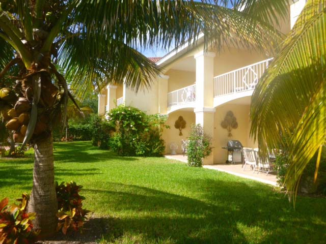 INCOME PRODUCING 6 UNIT CONDO WITH DOCKAGE IN LUCAYA