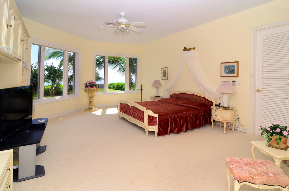 PRINCESS ISLE  BEACHFRONT ESTATE