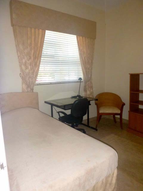 INCOME PRODUCING 6 UNIT CONDO WITH DOCKAGE IN LUCAYA