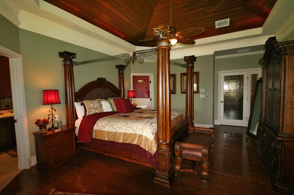Stunning Home on the Canal in Fortune Bay!