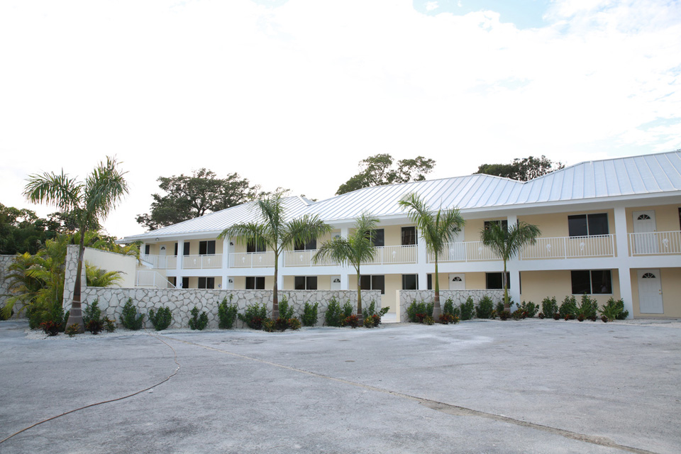Villas in Lucaya Apartment Complex