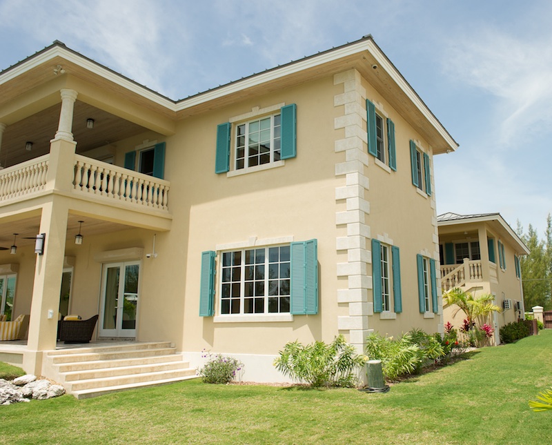 Grand Bahamian Waterfront Estate