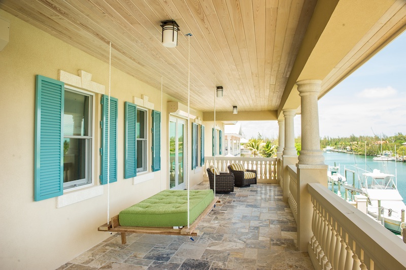 Grand Bahamian Waterfront Estate