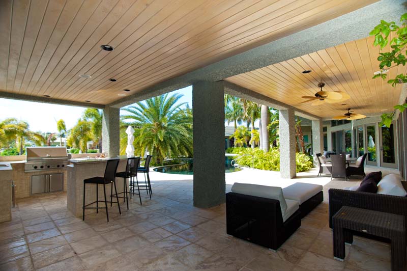 Fortune Bay Canal Home on Grand Bahama Island