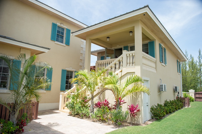 Grand Bahamian Waterfront Estate