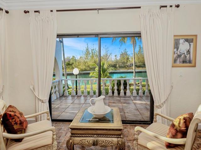 Pine Bay Exec Villa