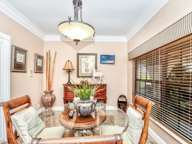 Pine Bay Exec Villa