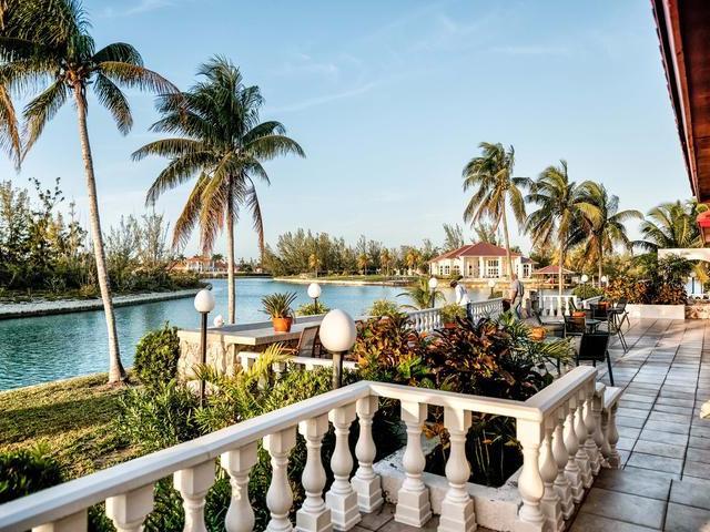 Pine Bay Exec Villa