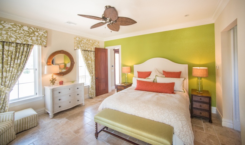 Grand Bahamian Waterfront Estate