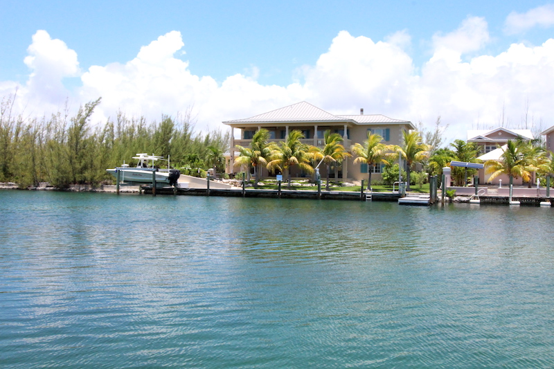 Grand Bahamian Waterfront Estate